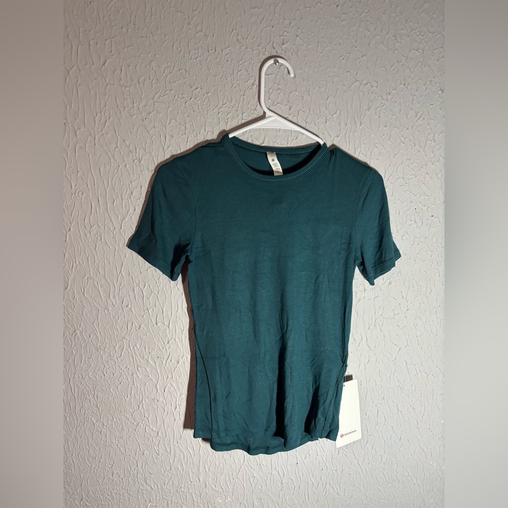 NWT Lululemon Hold Tight Short Sleeve Shirt